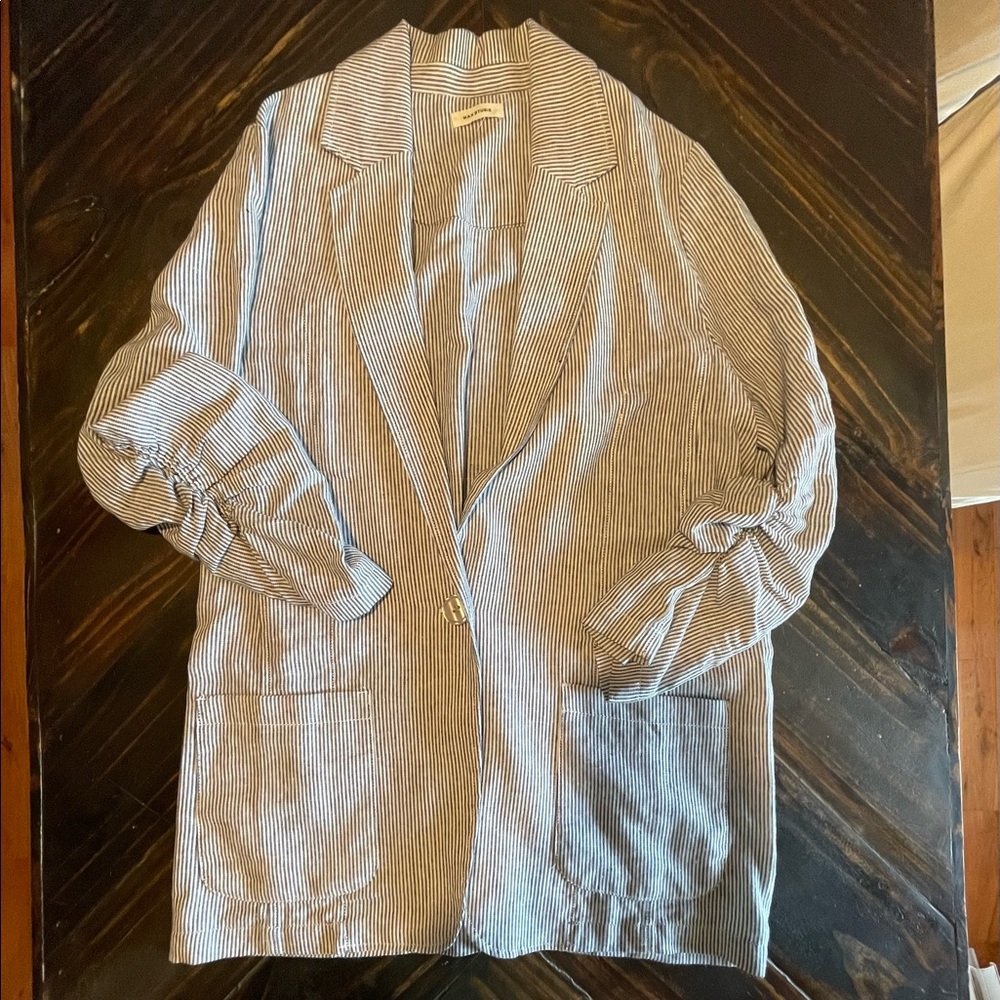 Max studio stripe blazer